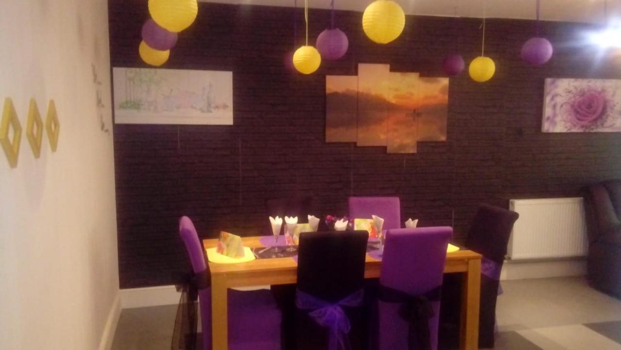 Carer 4 You Residential Home Upholland Exteriör bild